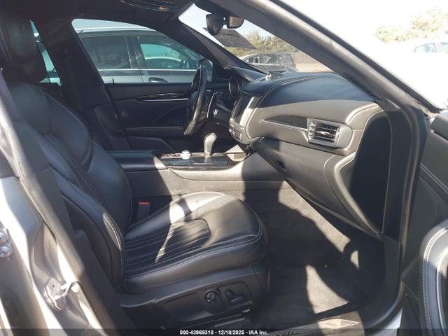 ZN661YUA5HX241305 Maserati LEVANTE S