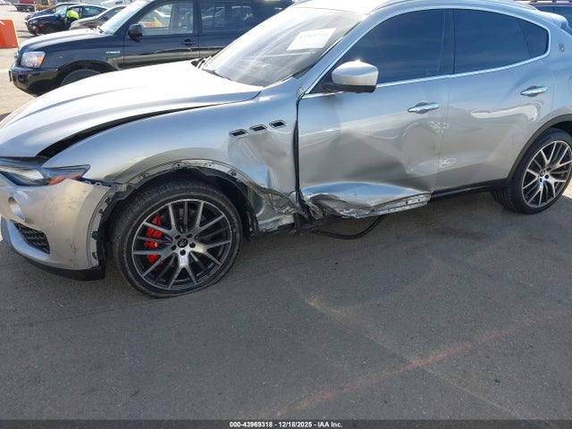 ZN661YUA5HX241305 Maserati LEVANTE S