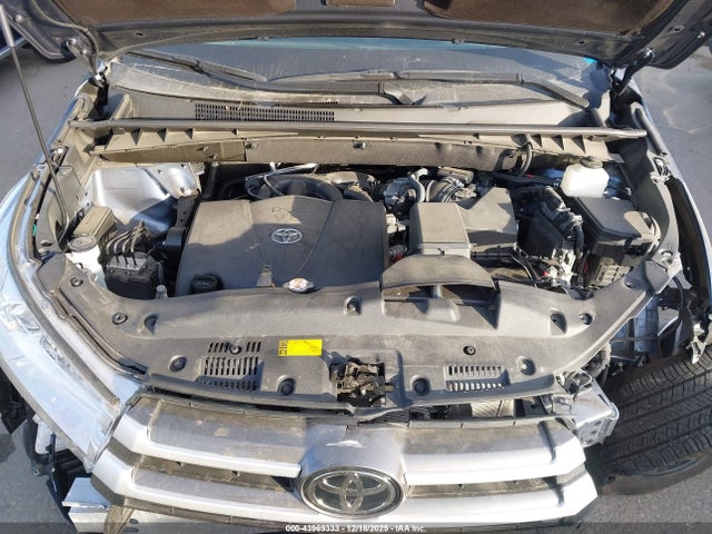 5TDJZRFH9KS998774 Toyota Highlander Xle