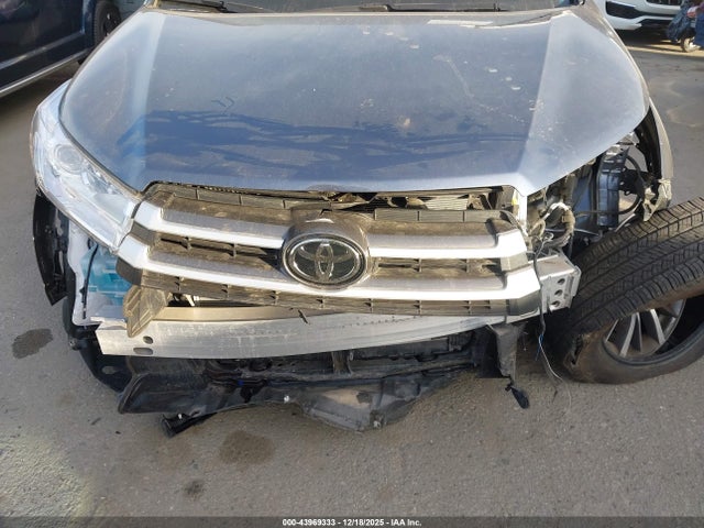 5TDJZRFH9KS998774 Toyota Highlander Xle