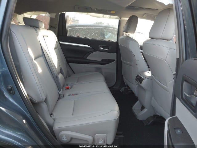 5TDJZRFH9KS998774 Toyota Highlander Xle