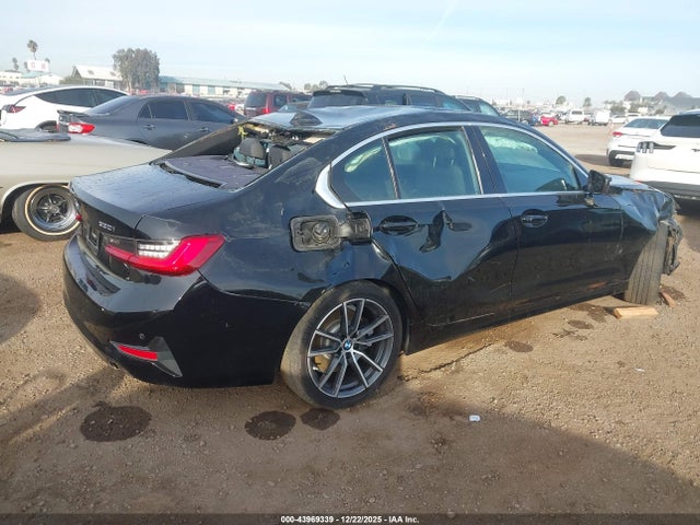 3MW5R1J05M8B60514 BMW 330I