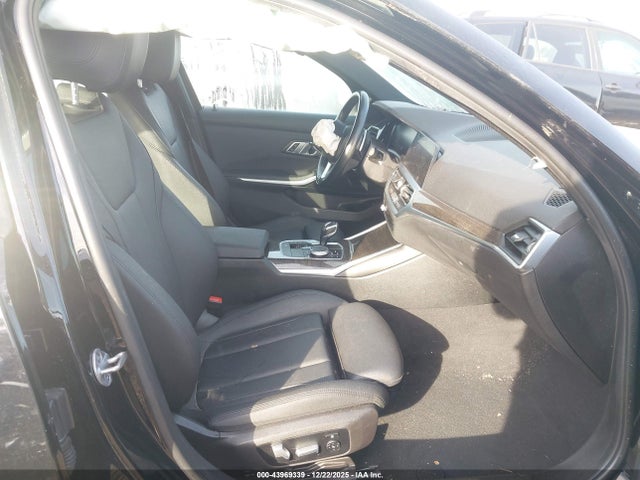3MW5R1J05M8B60514 BMW 330I