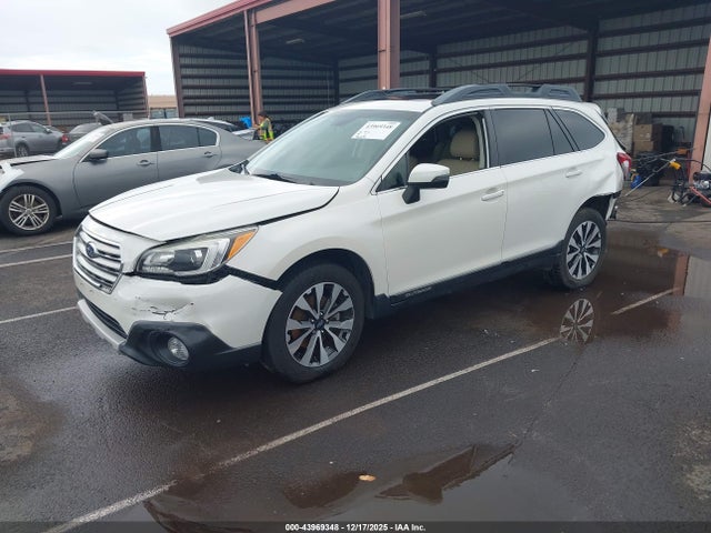Subaru Outback 2.5i Limited 2015 4S4BSBNC3F3312947 Image 2
