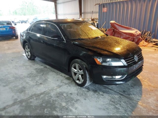 2015 VOLKSWAGEN PASSAT 1VWAS7A31FC109880