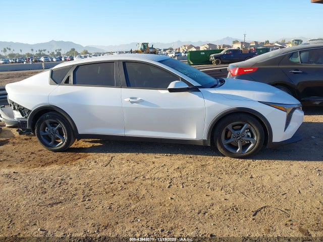 KIA K4 Lxs 2025 3KPFT4DE4SE095154 Image 14