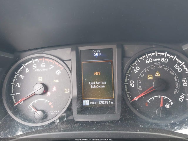 5TFAX5GN2JX118543 Toyota Tacoma Sr