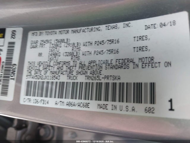 5TFAX5GN2JX118543 Toyota Tacoma Sr