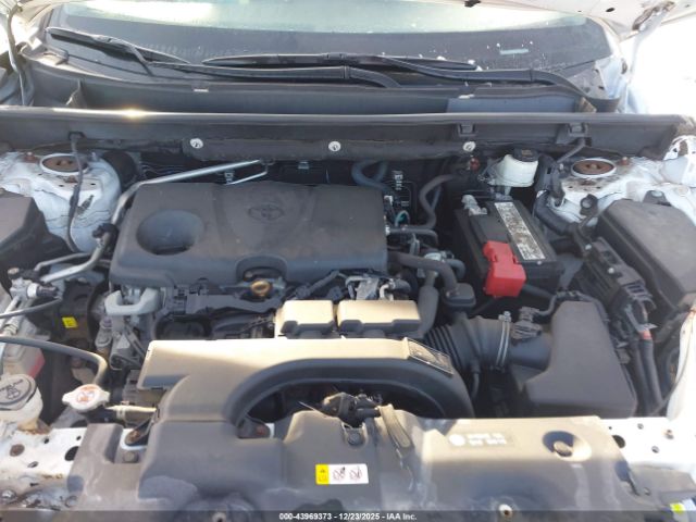 2019 TOYOTA RAV4 2T3W1RFV1KW012834 Photo 9