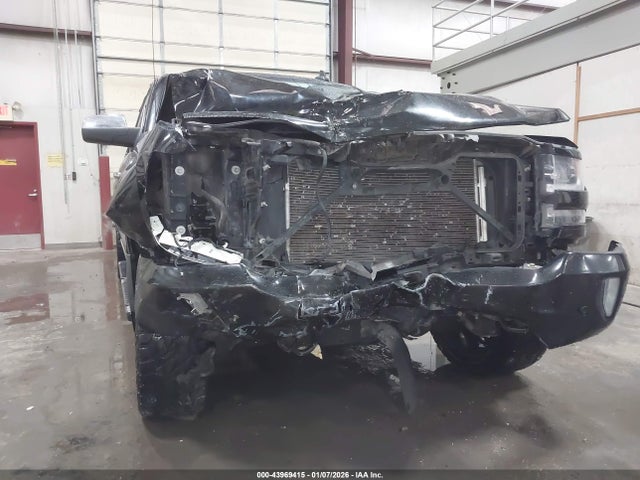 3GCUKSEJ0GG213352 Chevrolet Silverado 1500 2lz