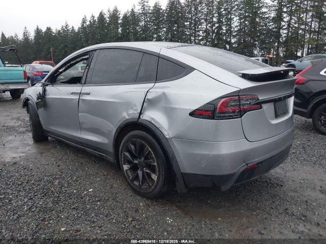 2024 TESLA MODEL X 7SAXCAE58RF452490 Photo 2