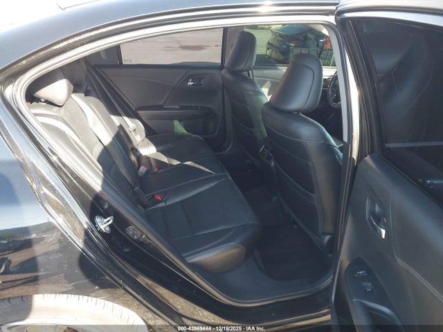 1HGCR3F96HA013935 Honda Accord Touring V6