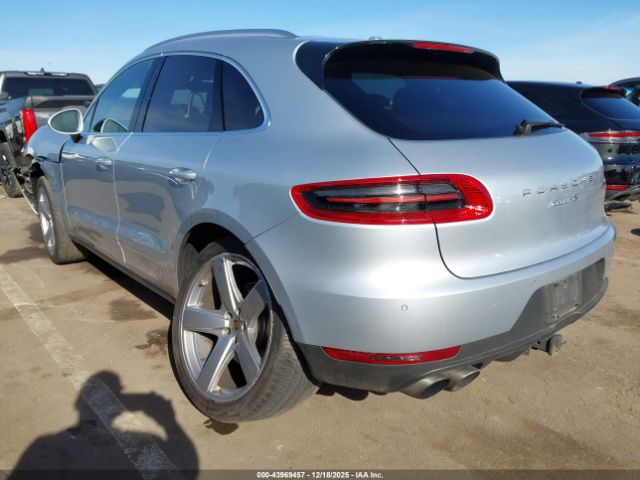 2016 PORSCHE MACAN WP1AB2A5XGLB51293 Photo 2