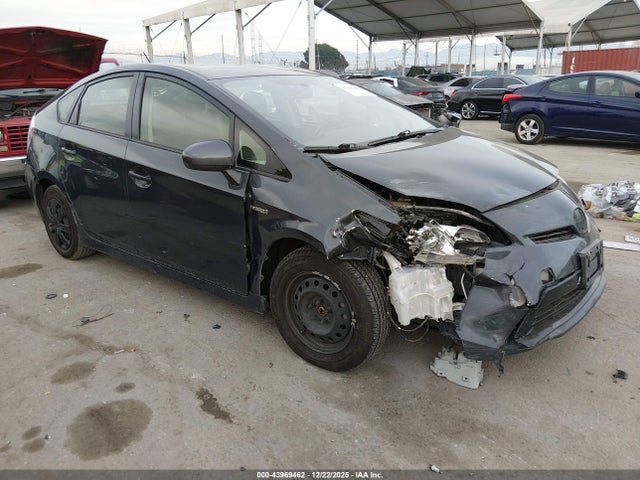 2015 TOYOTA PRIUS JTDKN3DUXF0459067