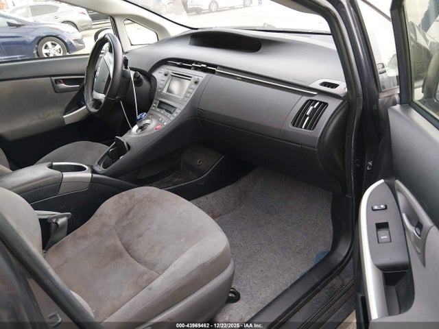 2015 TOYOTA PRIUS JTDKN3DUXF0459067 Photo 4