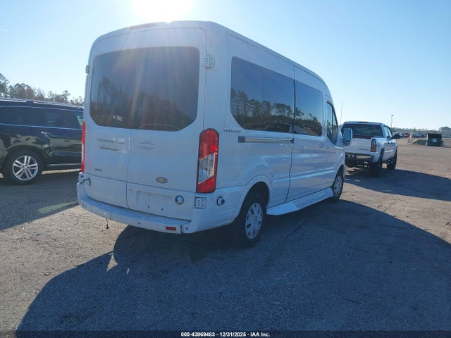 2015 Ford Transit-250 მანქანა იყიდება აუქციონზე, vin: 1FTYR2CG6FKA39315, აუქციონის ნომერი: 43969483