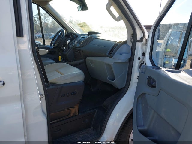 2015 Ford Transit-250 მანქანა იყიდება აუქციონზე, vin: 1FTYR2CG6FKA39315, აუქციონის ნომერი: 43969483