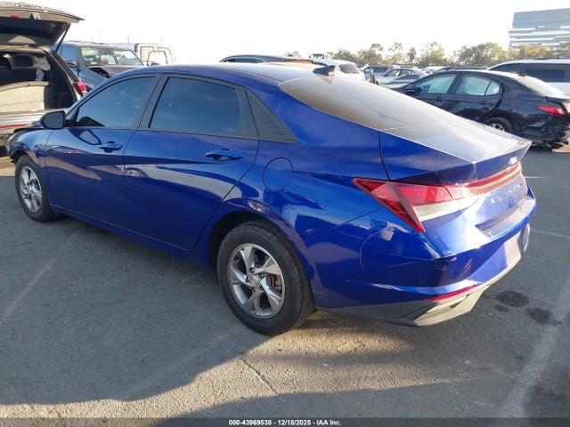 5NPLL4AG1NH072598 Hyundai ELANTRA SE
