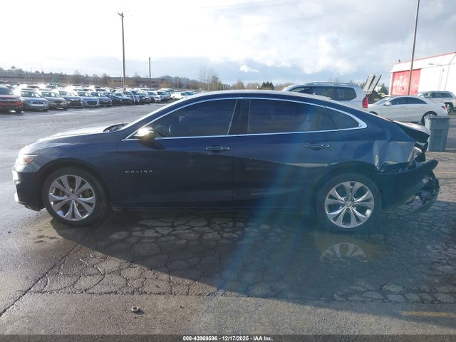 1G1ZH5SX8HF158160 Chevrolet Malibu Premier