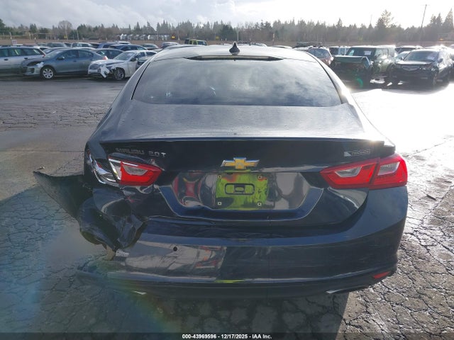 1G1ZH5SX8HF158160 Chevrolet Malibu Premier