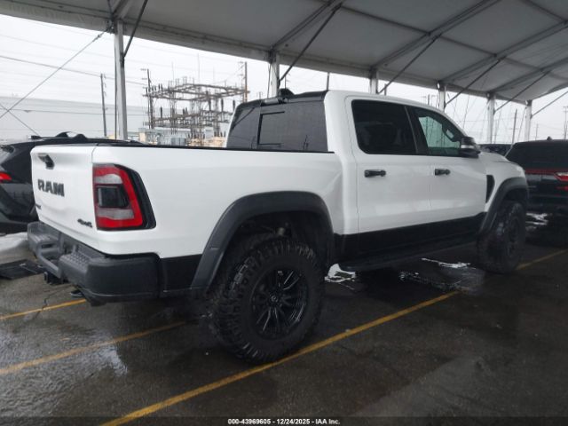 2022 RAM 1500 1C6SRFU9XNN104541 Photo 3