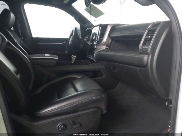 2022 RAM 1500 1C6SRFU9XNN104541 Photo 4