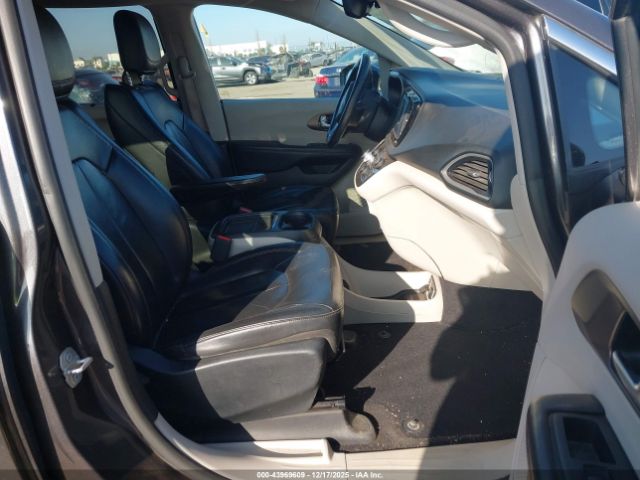 2017 CHRYSLER PACIFICA 2C4RC1BG7HR702459 Photo 4