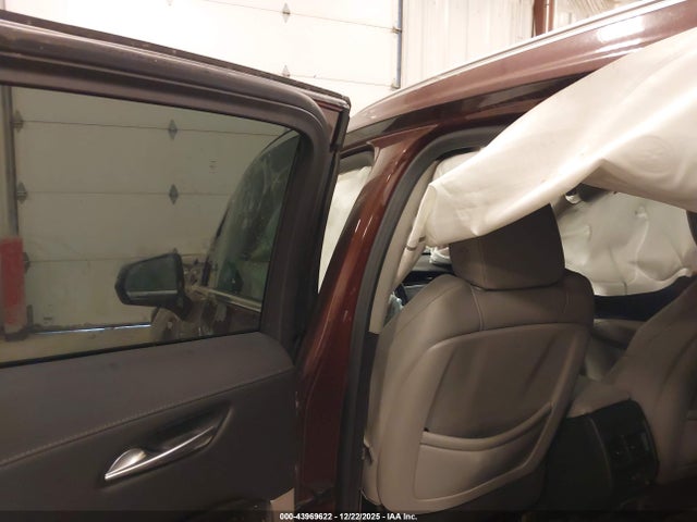 2022 CADILLAC XT4 1GYFZDR47NF111043 Photo 7