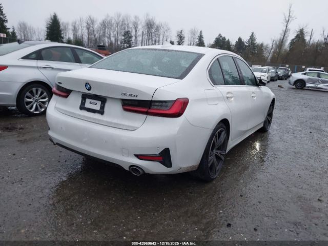2022 BMW 330I 3MW5R7J03N8C59269 Photo 3