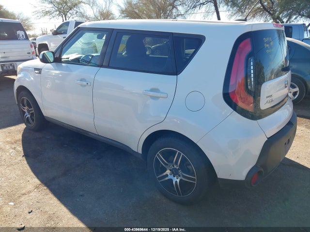 KIA Soul 2014 KNDJN2A26E7016431 Image 3