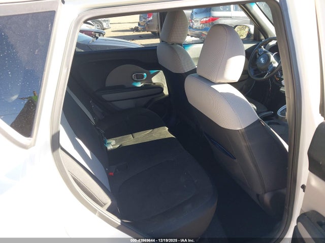 KIA Soul 2014 KNDJN2A26E7016431 Image 8