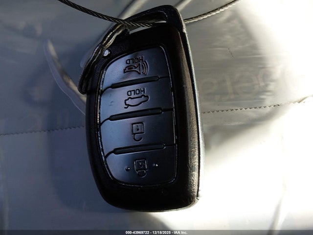 Hyundai Elantra Value Edition 2018 KMHD84LFXJU608809 Image 11