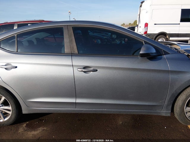 Hyundai Elantra Value Edition 2018 KMHD84LFXJU608809 Image 13
