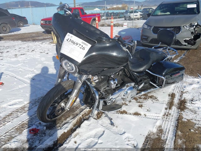 Harley-Davidson Flhx Street Glide 2017 1HD1KBC15HB688350 Image 2