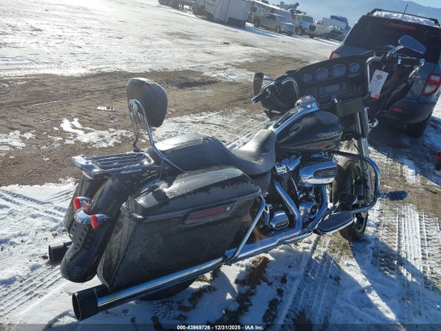1HD1KBC15HB688350 Harley-Davidson Flhx Street Glide
