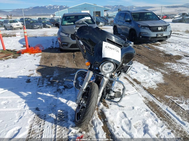 Harley-Davidson Flhx Street Glide 2017 1HD1KBC15HB688350 Image 5