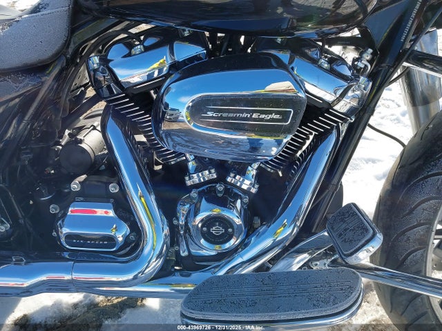 Harley-Davidson Flhx Street Glide 2017 1HD1KBC15HB688350 Image 8