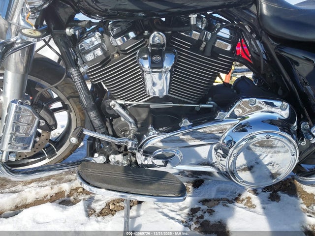 Harley-Davidson Flhx Street Glide 2017 1HD1KBC15HB688350 Image 9