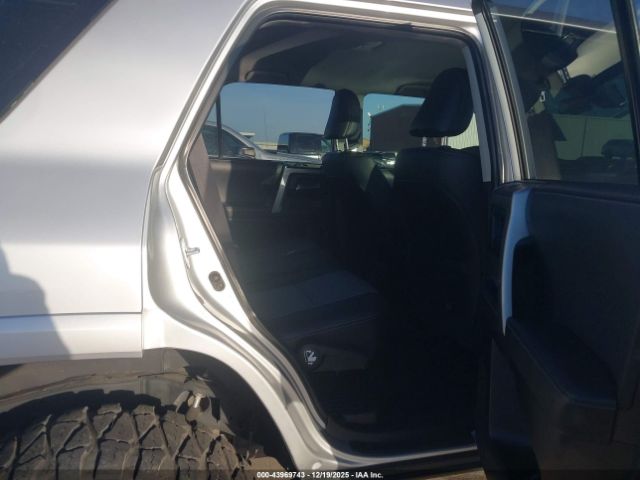 2021 TOYOTA 4RUNNER JTEMU5JR9M5929107 Photo 7