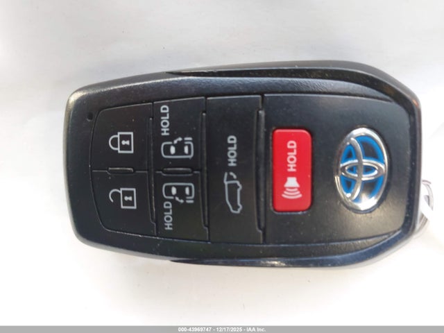 2024 TOYOTA SIENNA 5TDJSKFC6RS149227 Photo 10