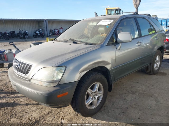 43969749 :رقم المزاد ، JTJHF10UX10188146 vin ، 2001 Lexus Rx 300 مزاد بيع