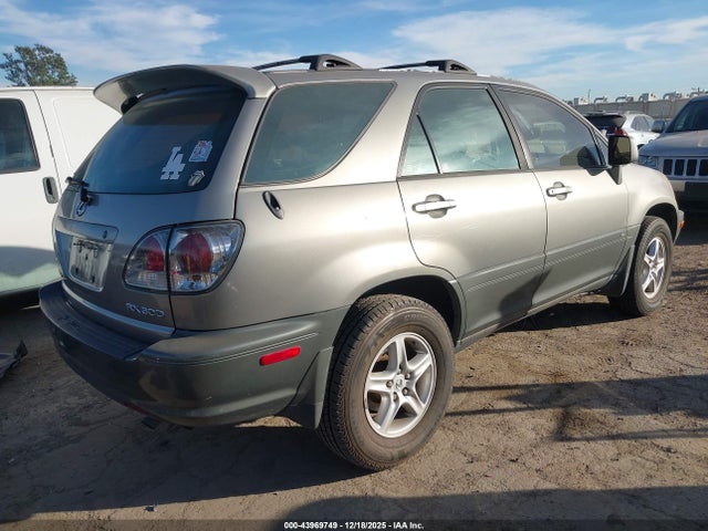 43969749 :رقم المزاد ، JTJHF10UX10188146 vin ، 2001 Lexus Rx 300 مزاد بيع