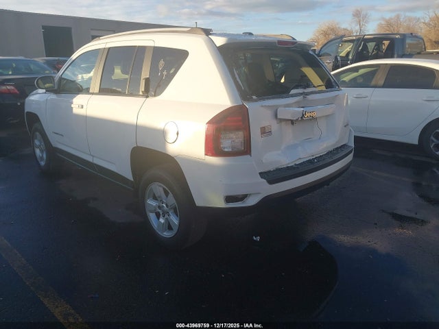 2017 JEEP COMPASS 1C4NJCEB6HD162976 Photo 2
