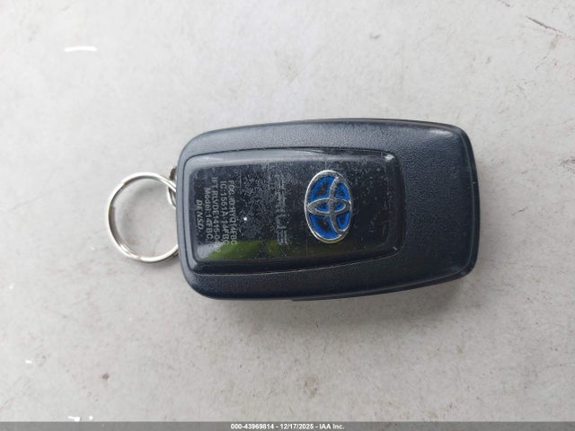 JTDKBRFU7J3081743 Toyota Prius Four/four Touring/one/three/three Touring/two/two Eco
