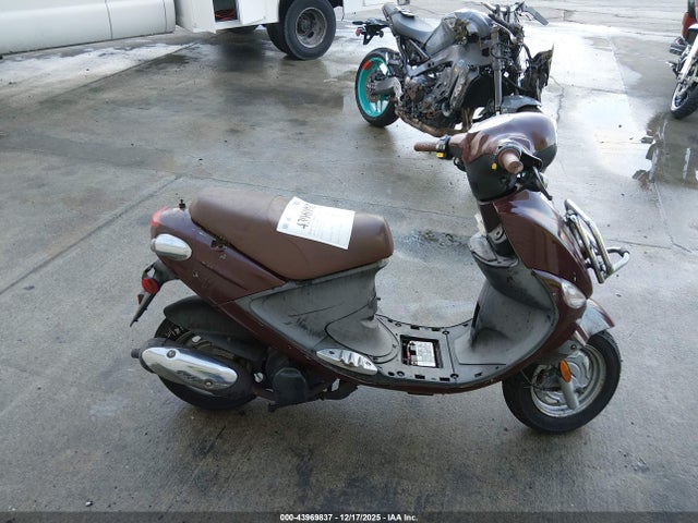 Genuine Scooter Co. Buddy 125 2014 RFVPAC20XE1016742 Image 11
