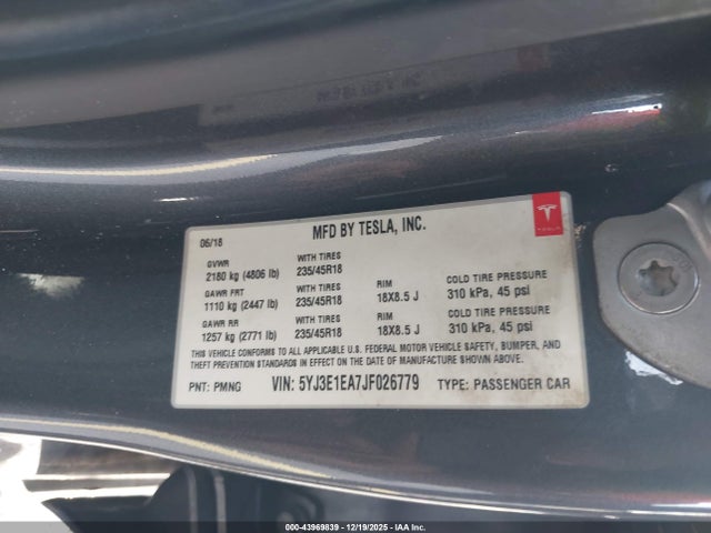 2018 TESLA MODEL 3 5YJ3E1EA7JF026779 Photo 8