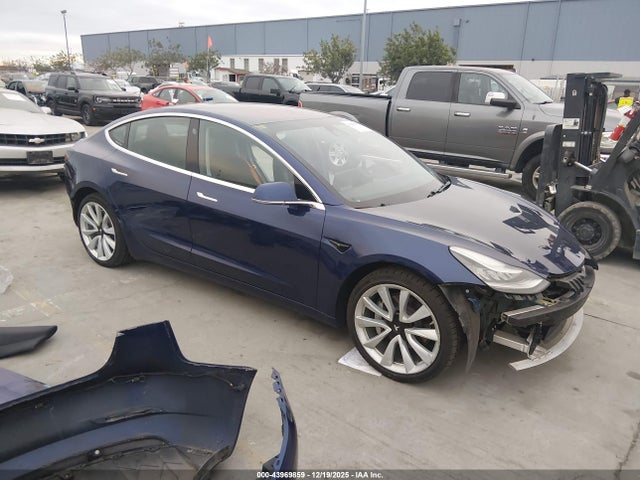2018 TESLA MODEL 3 5YJ3E1EB1JF088199 Photo 0