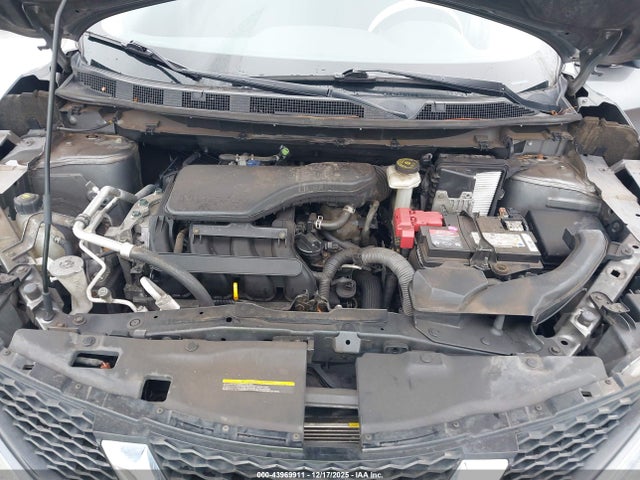 JN1BJ1CR1HW119533 Nissan Rogue Sport S