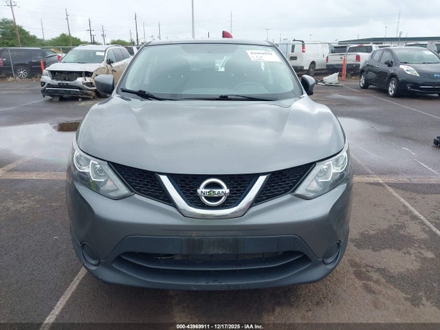 JN1BJ1CR1HW119533 Nissan Rogue Sport S