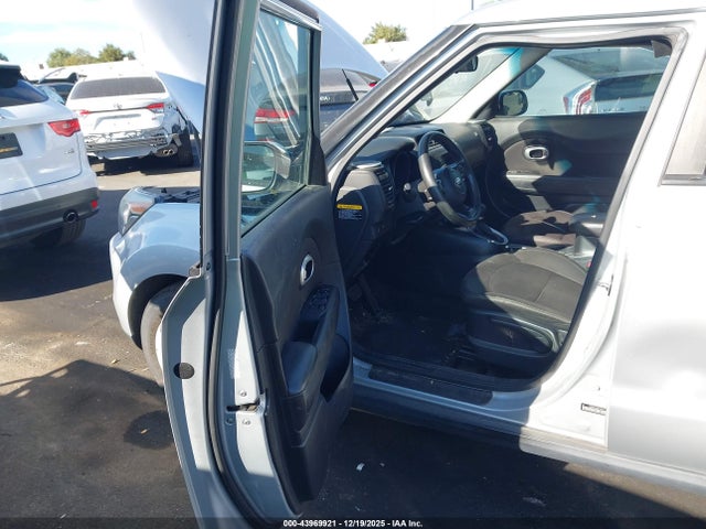 KIA Soul 2016 KNDJN2A29G7836277 Image 5